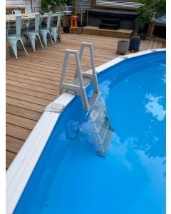 Confer 6000X Heavy-Duty Inpool Ladder 